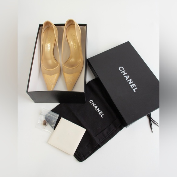 SOLD— Chanel Beige Mesh Heels - Picture 8 of 10